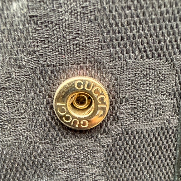 Gucci Authentic Black Embossed Clutch Wallet - Picture 8 of 9